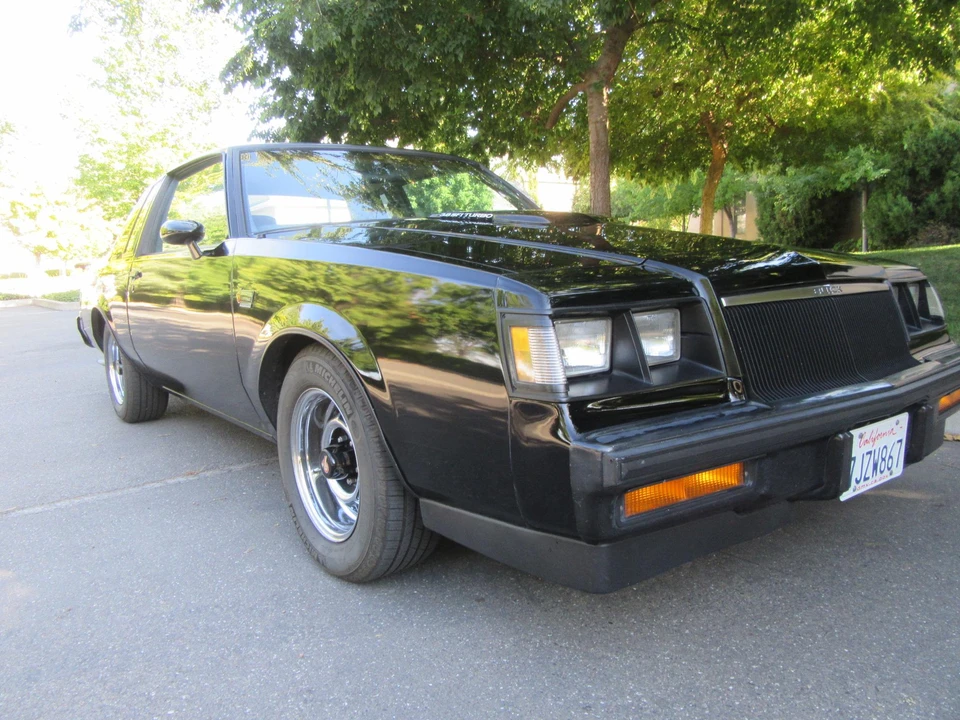 1987 Buick Grand National - Image 29 of 31