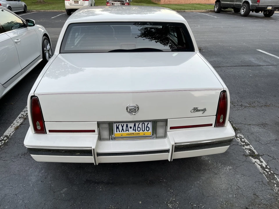 1987 Cadillac Eldorado 11th Gen - Image 12 of 31