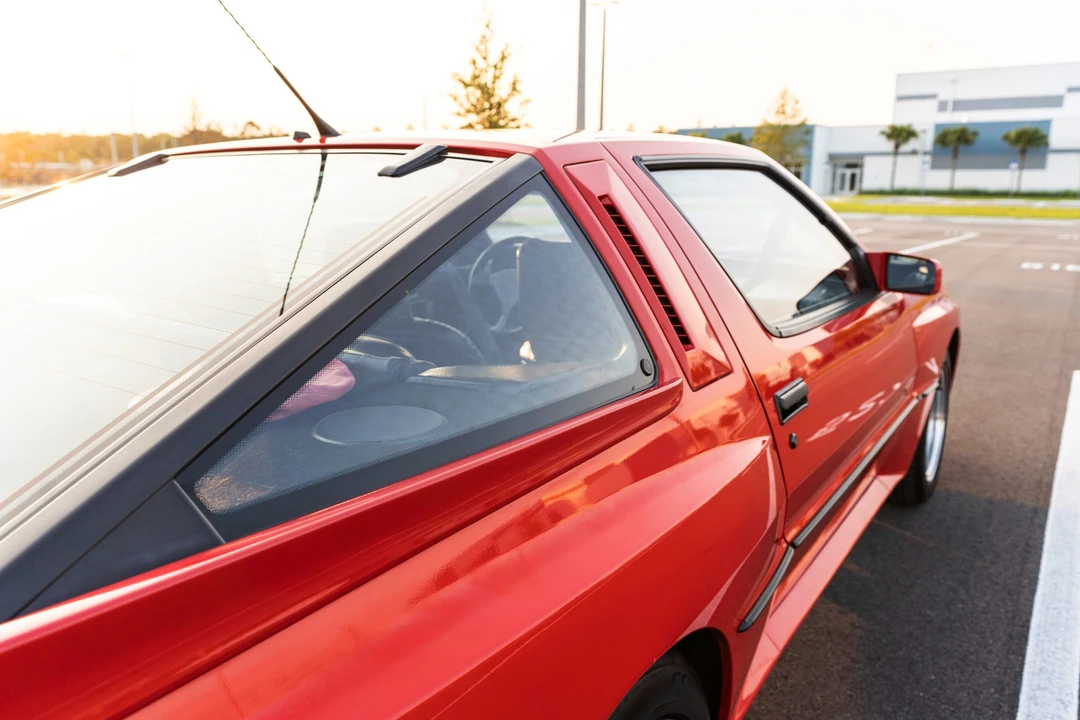 1987 Chrysler Conquest - Image 29 of 31