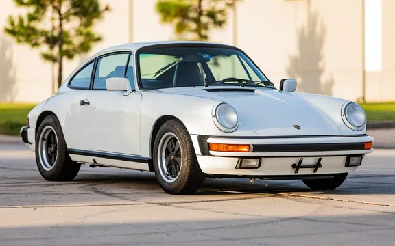 1987 Porsche 911 Carrera 3.2 - Image 4 of 31