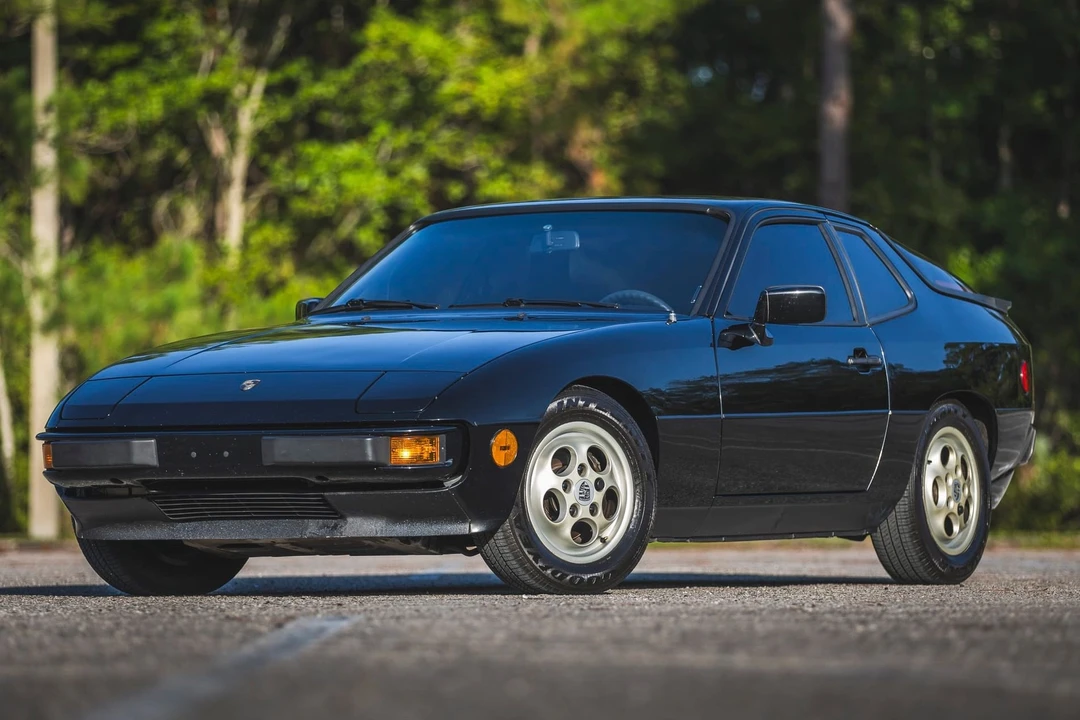 1987 Porsche 924 S - Image 1 of 31