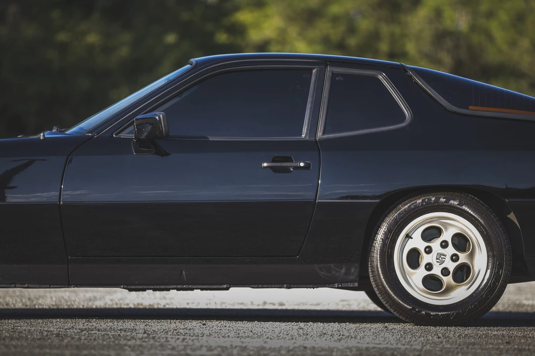 1987 Porsche 924 S - Image 17 of 31
