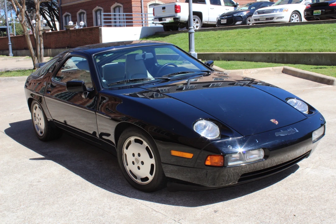 1987 Porsche 928 S4 - Image 12 of 31