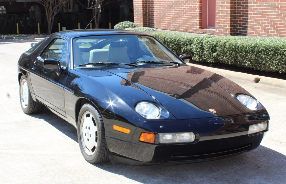1987 Porsche 928 S4 - Image 13 of 31