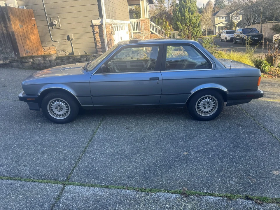 1988 BMW E30 3 Series - Image 2 of 31