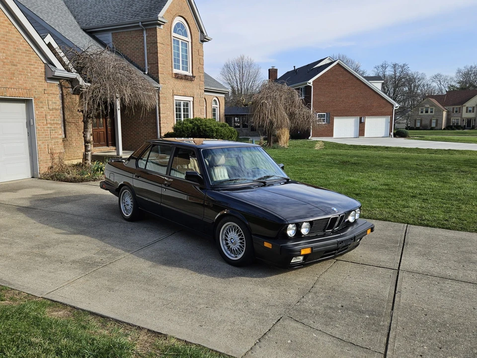 1988 BMW E28 M5 - Image 2 of 31