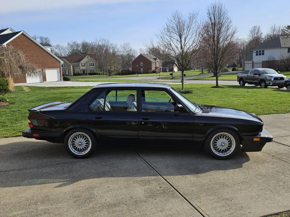 1988 BMW E28 M5 - Image 10 of 31
