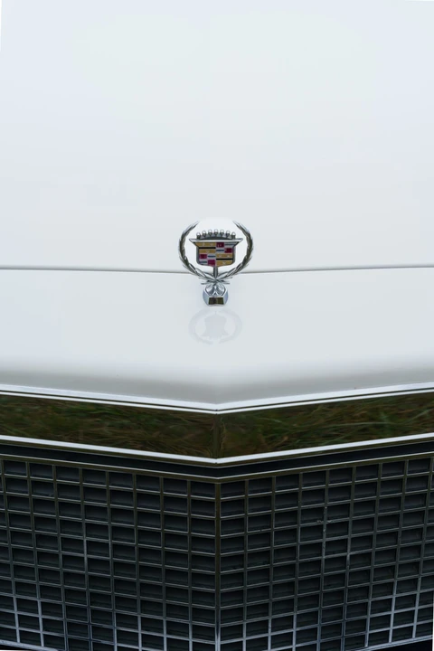 1988 Cadillac Brougham - Image 27 of 31