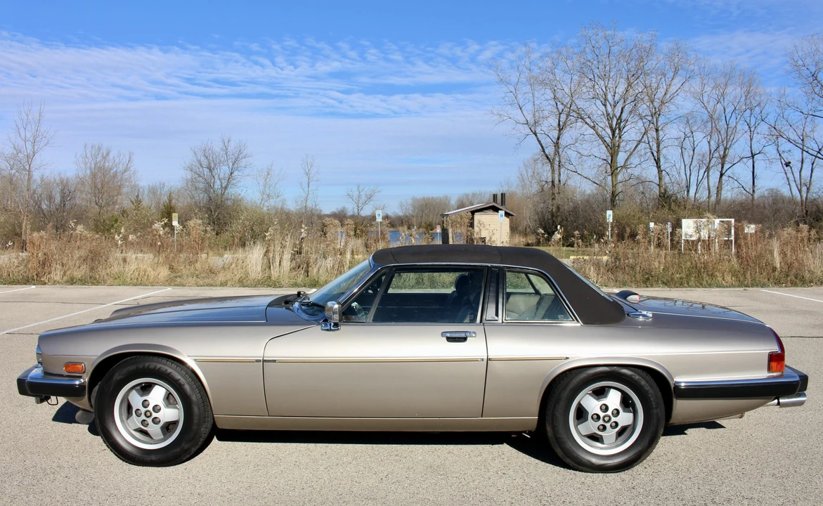 1988 Jaguar XJS Convertible - Image 11 of 31