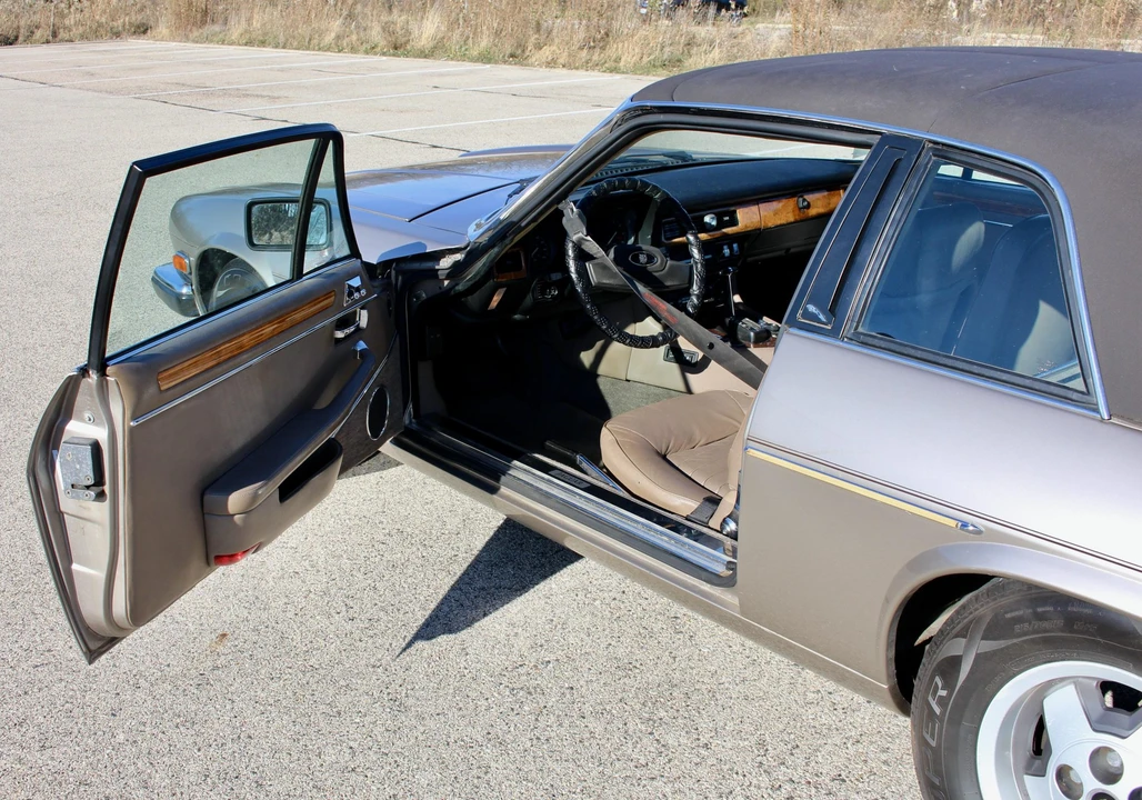 1988 Jaguar XJS Convertible - Image 26 of 31