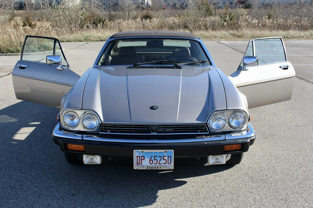 1988 Jaguar XJS Convertible - Image 13 of 31