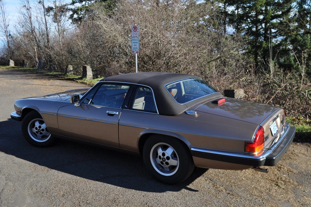 1988 Jaguar XJS Convertible - Image 14 of 31