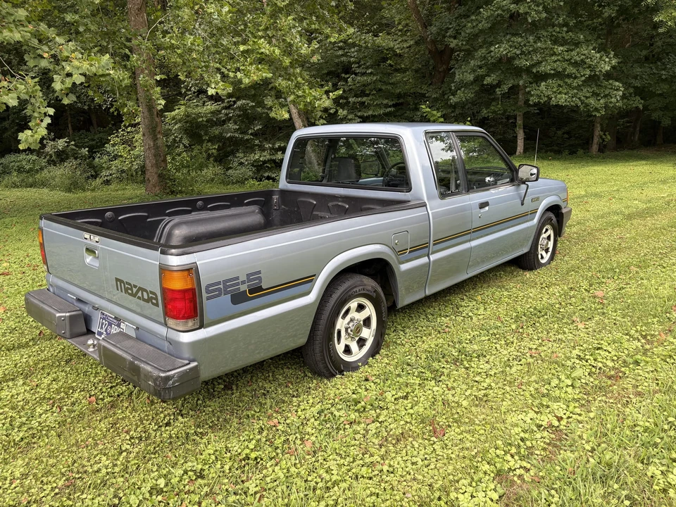 1988 Mazda B Series 4th Gen - Image 15 of 31