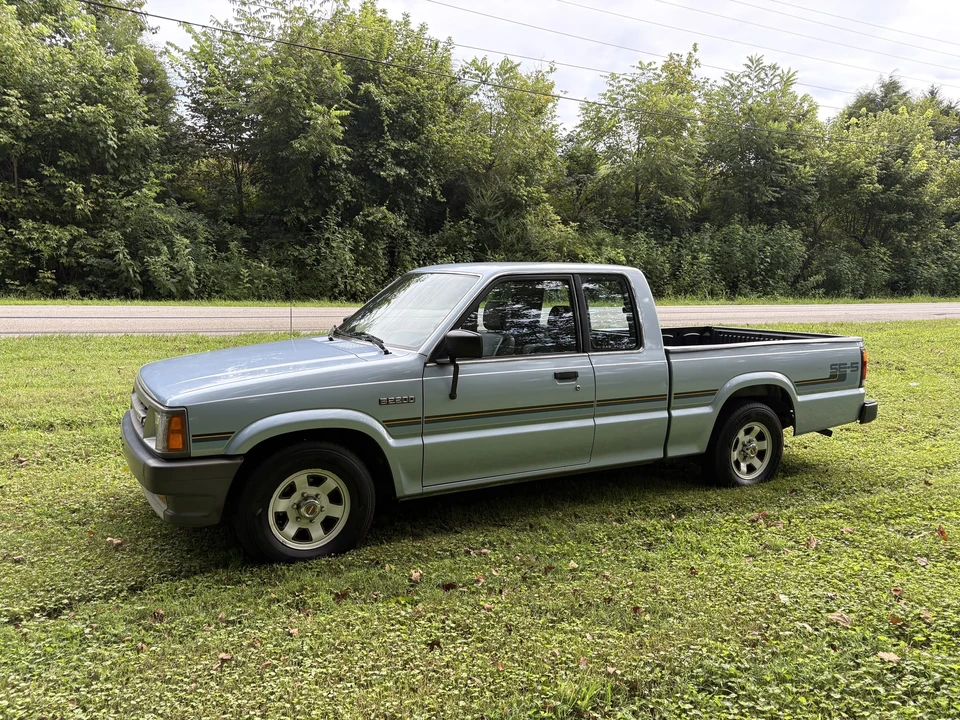 1988 Mazda B Series 4th Gen - Image 2 of 31