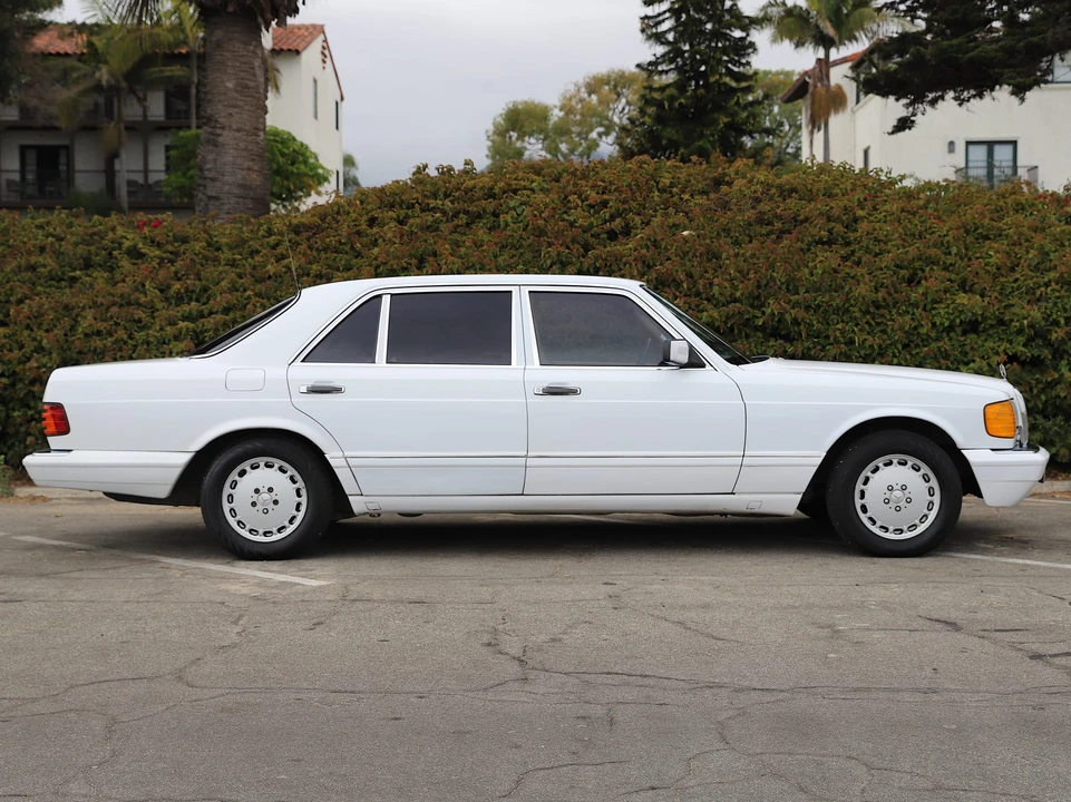 1988 Mercedes-Benz W126 S-Class Sedan - Image 15 of 31