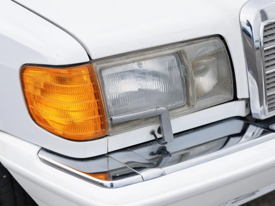 1988 Mercedes-Benz W126 S-Class Sedan - Image 22 of 31