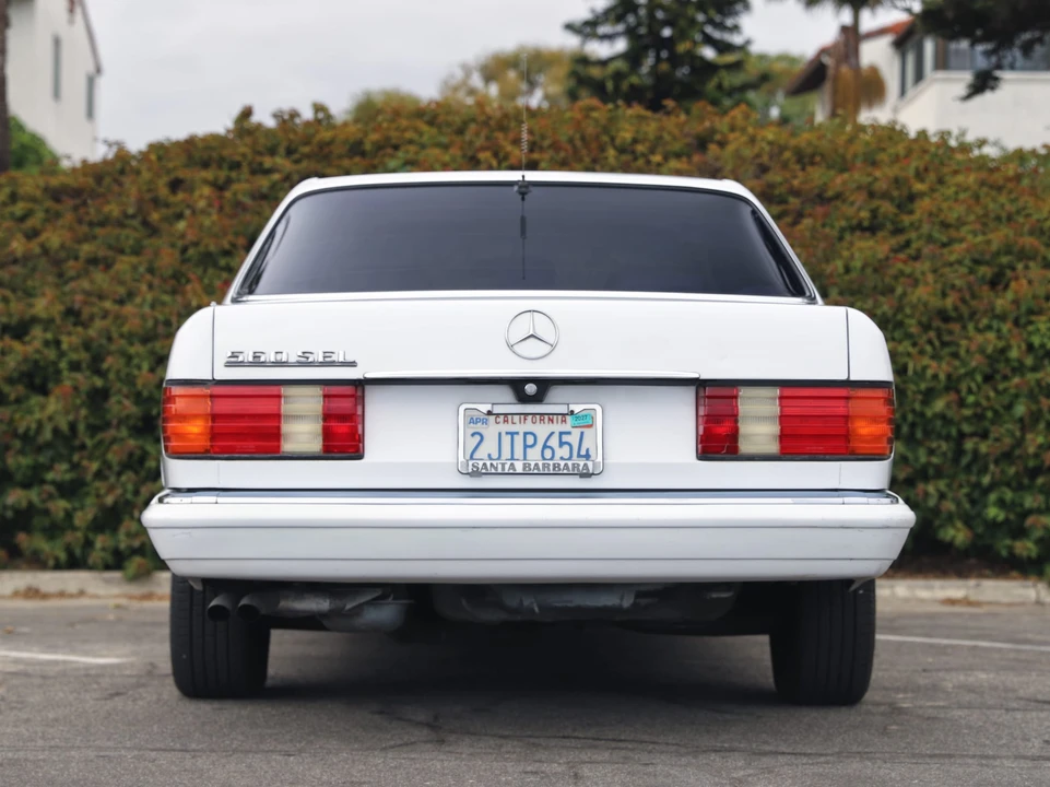 1988 Mercedes-Benz W126 S-Class Sedan - Image 11 of 31