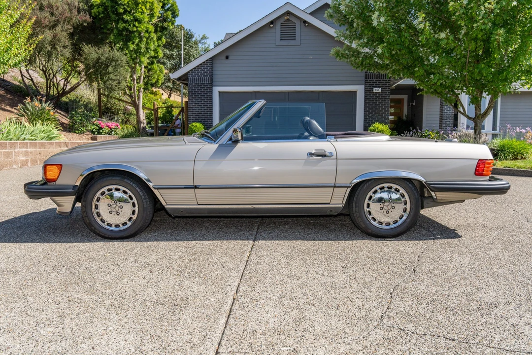 1988 Mercedes-Benz R107 SL-Class - Image 16 of 31