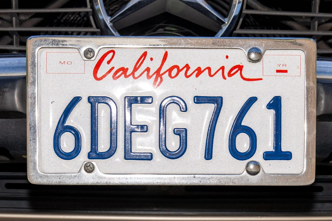 1988 Mercedes-Benz R107 SL-Class - Image 24 of 31