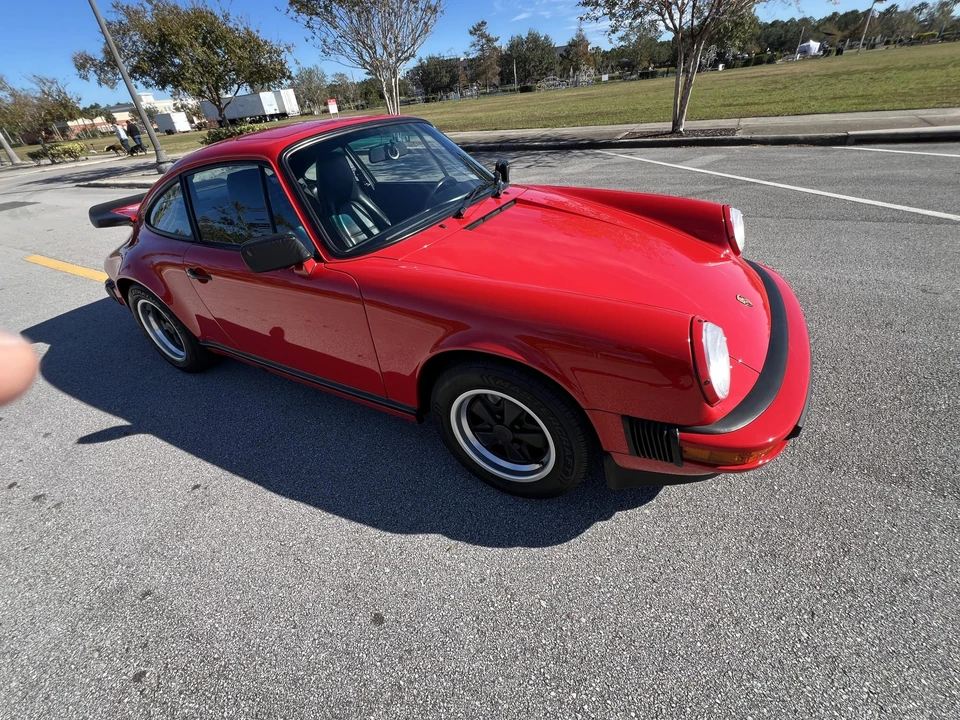 1988 Porsche 911 Carrera 3.2 - Image 2 of 31