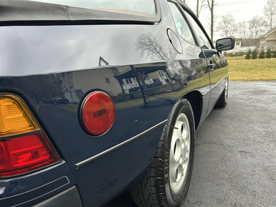 1988 Porsche 924 S - Image 24 of 31