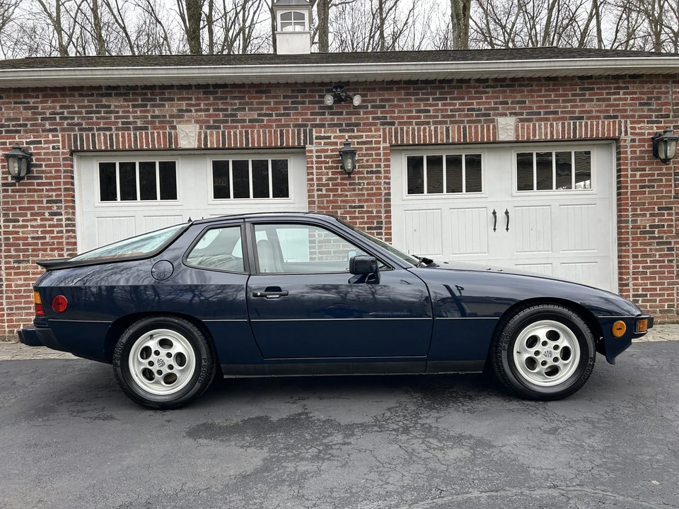 1988 Porsche 924 S - Image 6 of 31