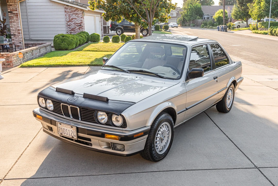 1989 BMW E30 3 Series - Image 4 of 31