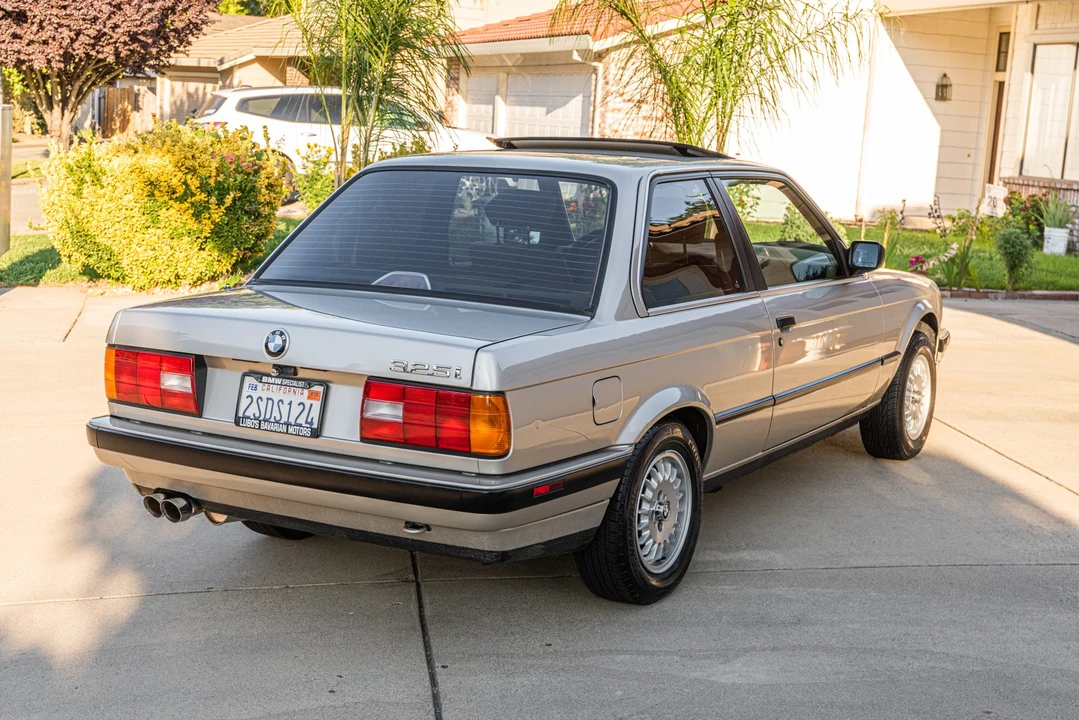 1989 BMW E30 3 Series - Image 9 of 31