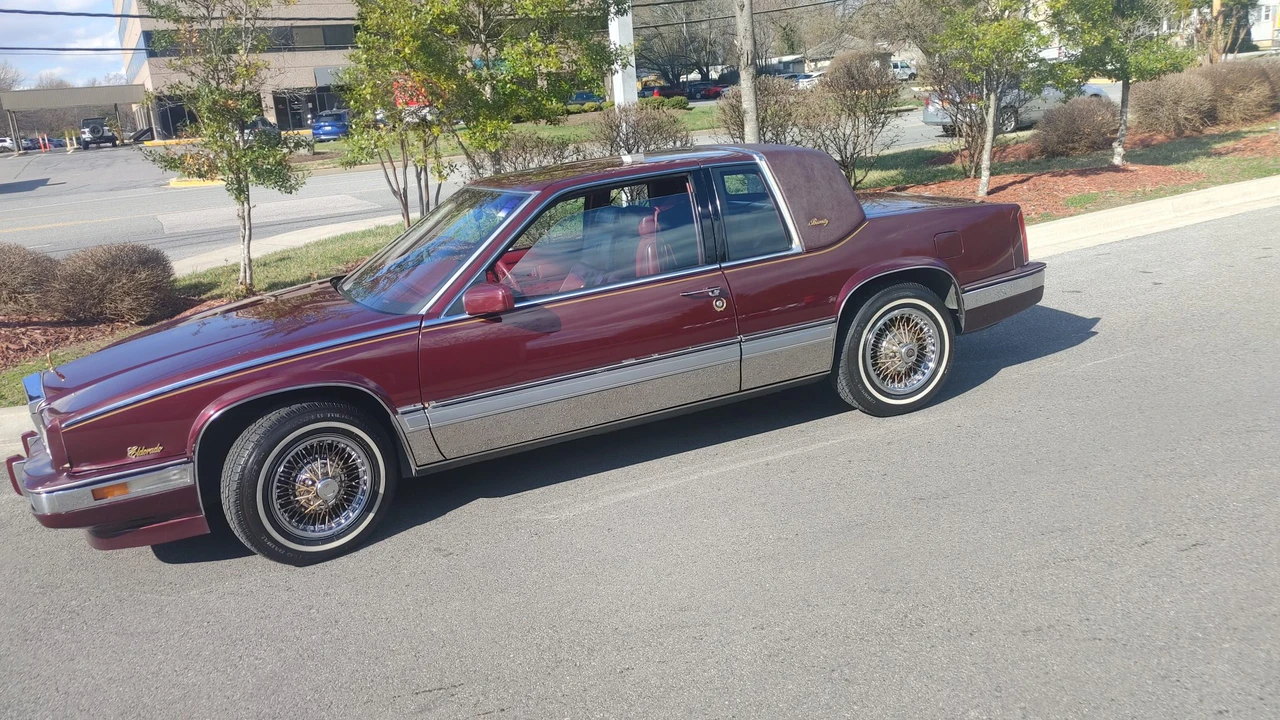 1989 Cadillac Eldorado 11th Gen - Image 11 of 31