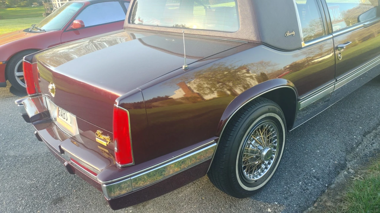 1989 Cadillac Eldorado 11th Gen - Image 13 of 31