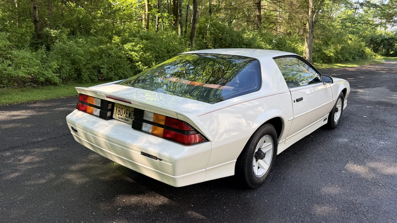1989 Chevrolet Camaro 3rd Gen - Image 10 of 31