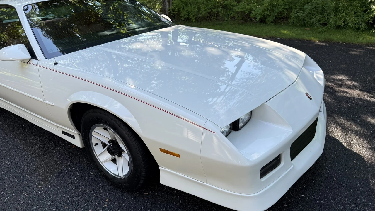 1989 Chevrolet Camaro 3rd Gen - Image 18 of 31