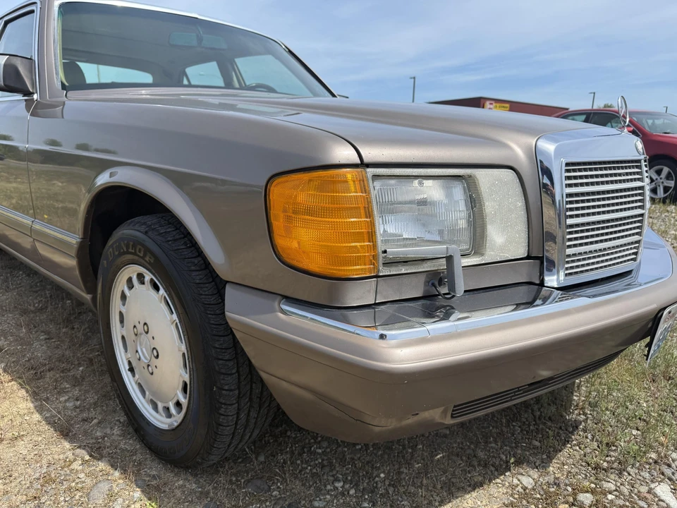 1989 Mercedes-Benz W126 S-Class Sedan - Image 8 of 31