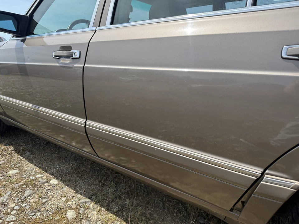 1989 Mercedes-Benz W126 S-Class Sedan - Image 16 of 31