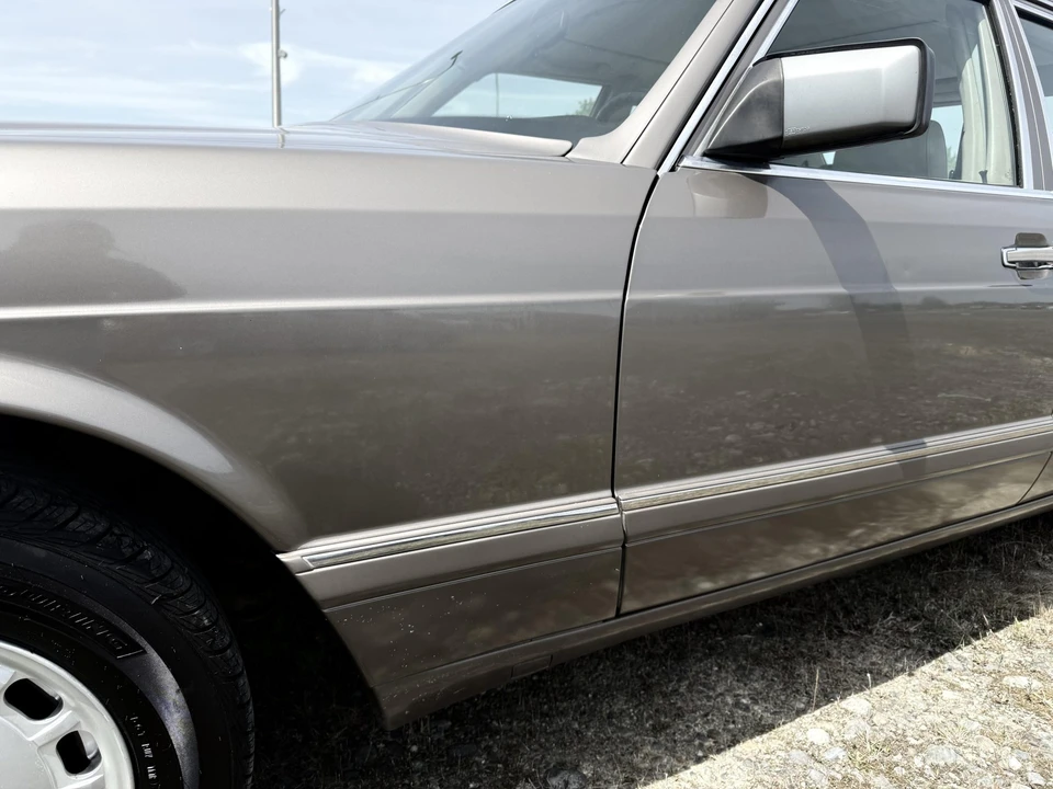 1989 Mercedes-Benz W126 S-Class Sedan - Image 20 of 31