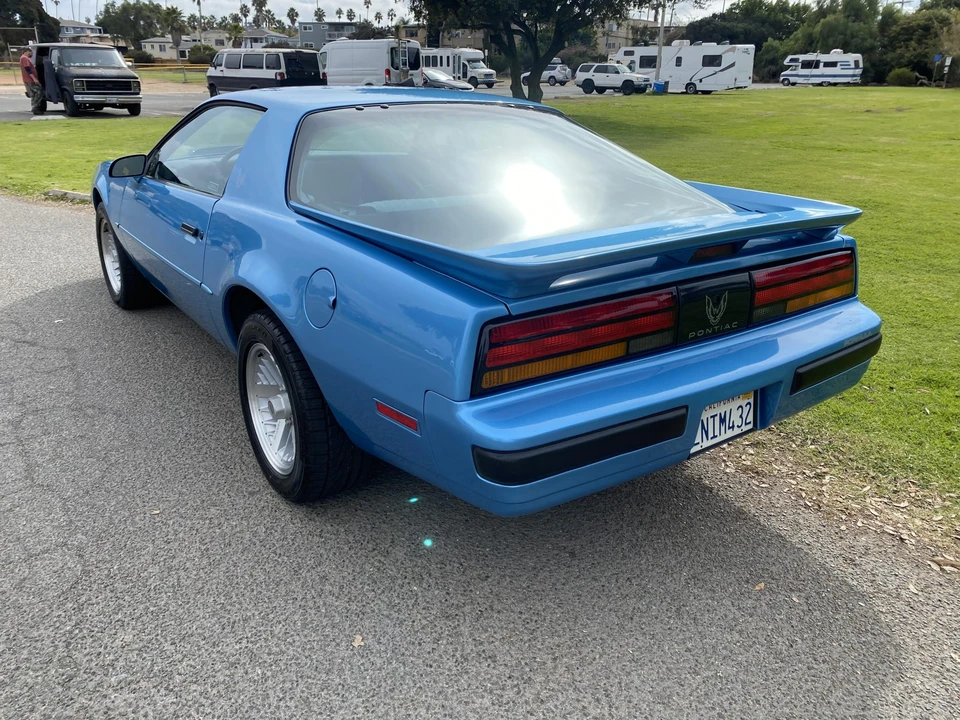 1989 Pontiac Firebird 3rd Gen - Image 11 of 31