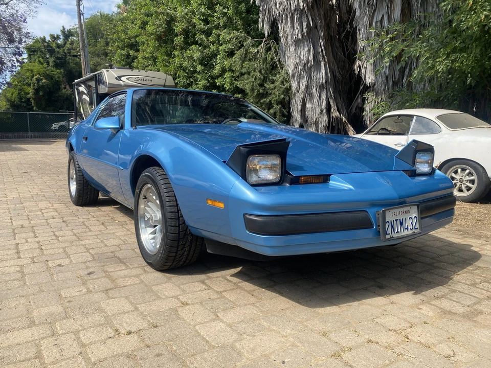 1989 Pontiac Firebird 3rd Gen - Image 24 of 31