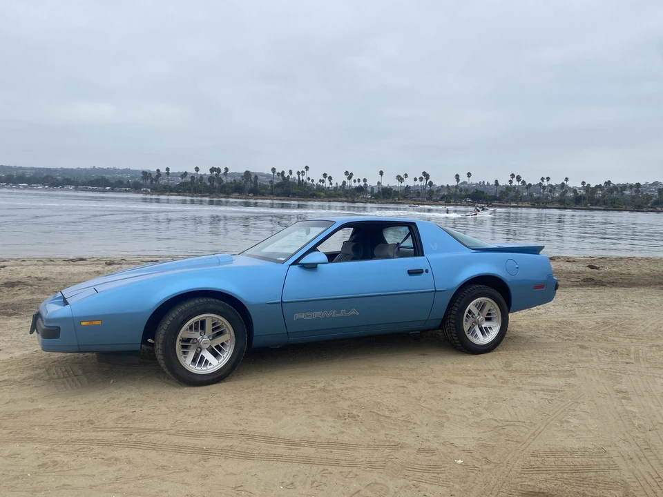 1989 Pontiac Firebird 3rd Gen - Image 15 of 31