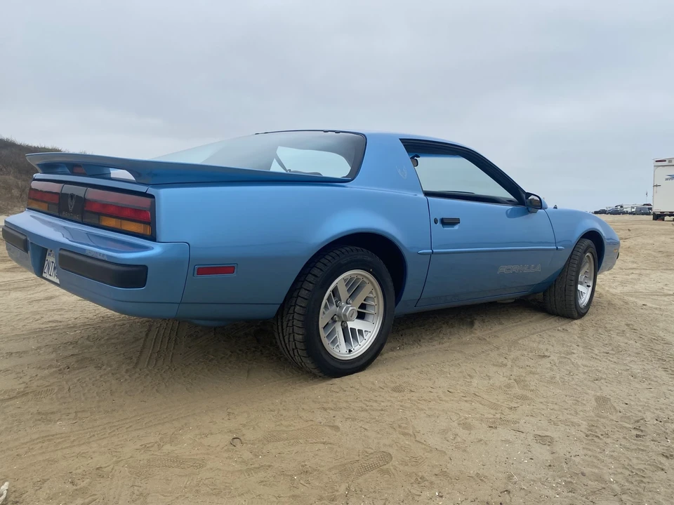 1989 Pontiac Firebird 3rd Gen - Image 21 of 31
