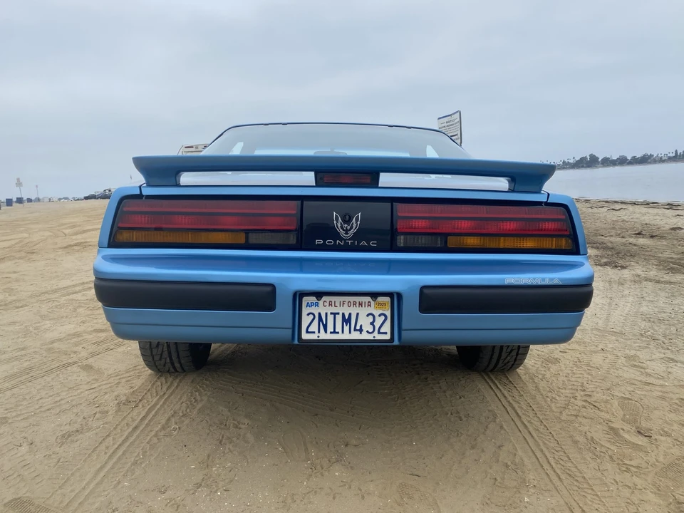 1989 Pontiac Firebird 3rd Gen - Image 22 of 31