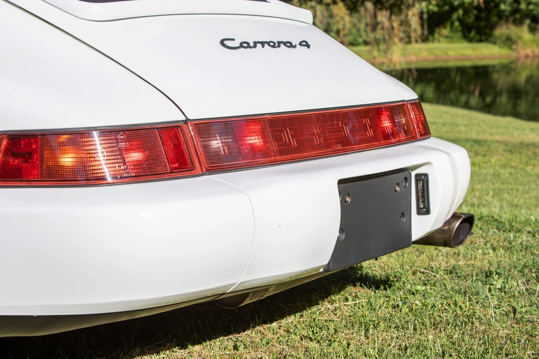 1989 Porsche 964 Carrera 4 - Image 28 of 31