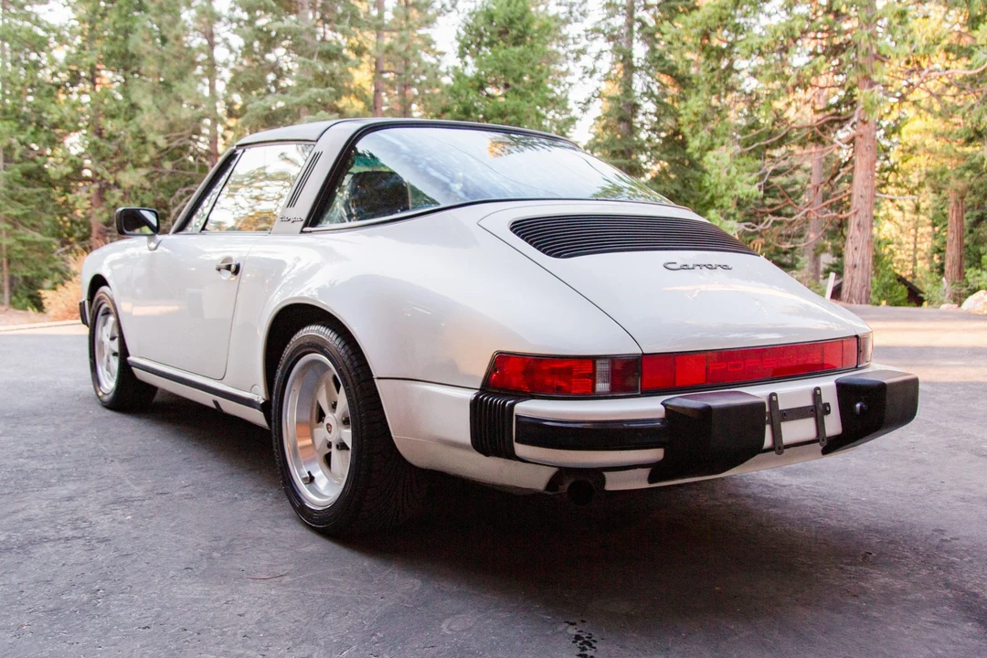 1989 Porsche 911 Carrera 3.2 - Image 15 of 31