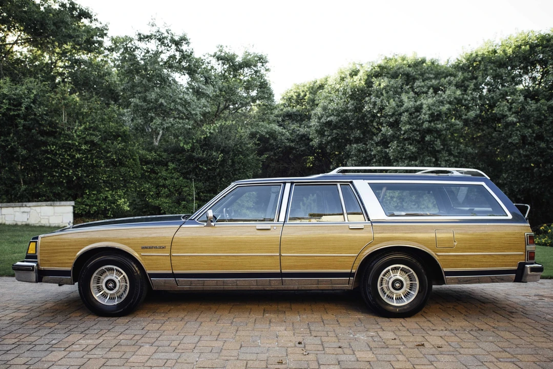 1990 Buick Roadmaster - Image 20 of 31