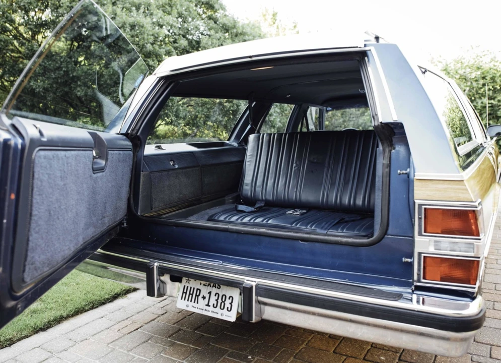 1990 Buick Roadmaster - Image 24 of 31