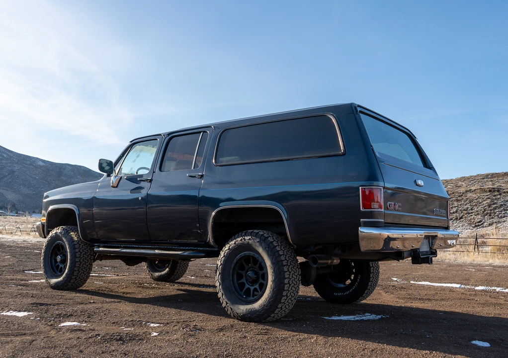 1990 GMC Suburban 7th Gen - Image 20 of 31