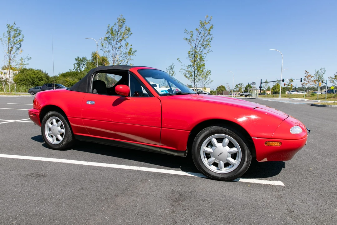1990 Mazda NA MX-5 Miata - Image 16 of 31
