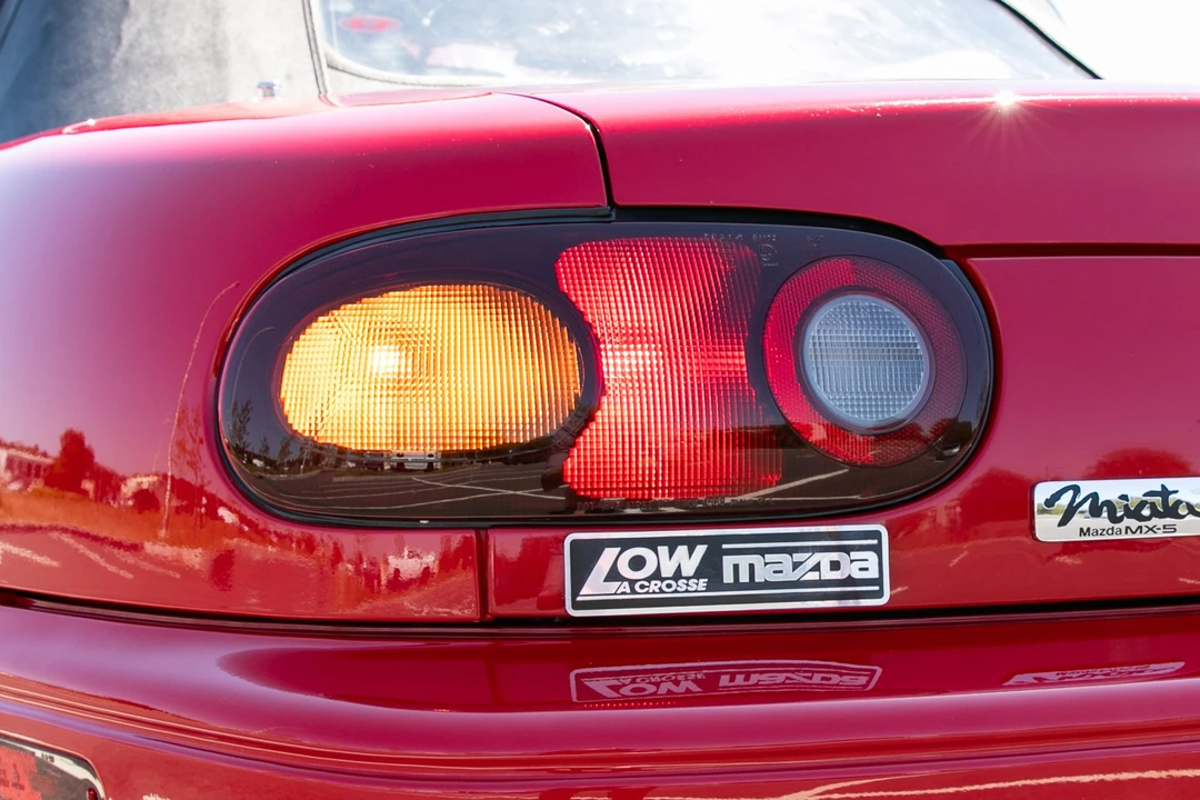 1990 Mazda NA MX-5 Miata - Image 28 of 31