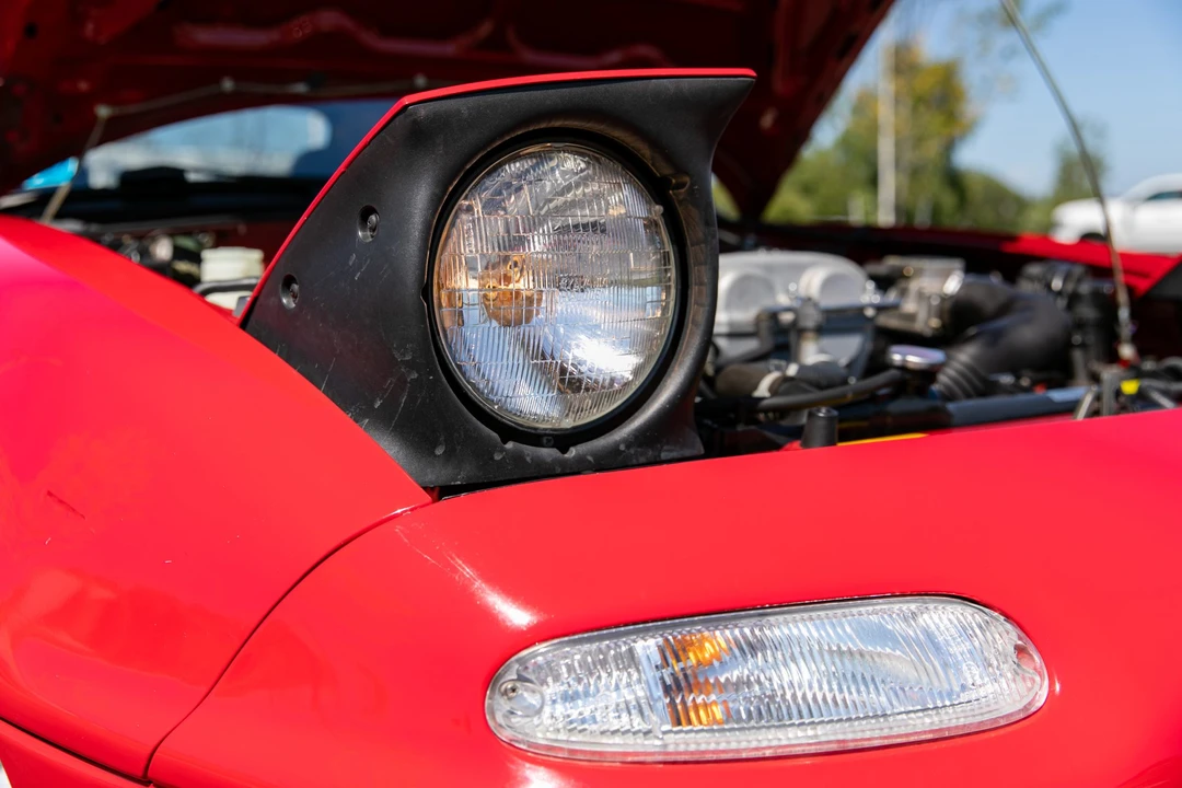 1990 Mazda NA MX-5 Miata - Image 18 of 31