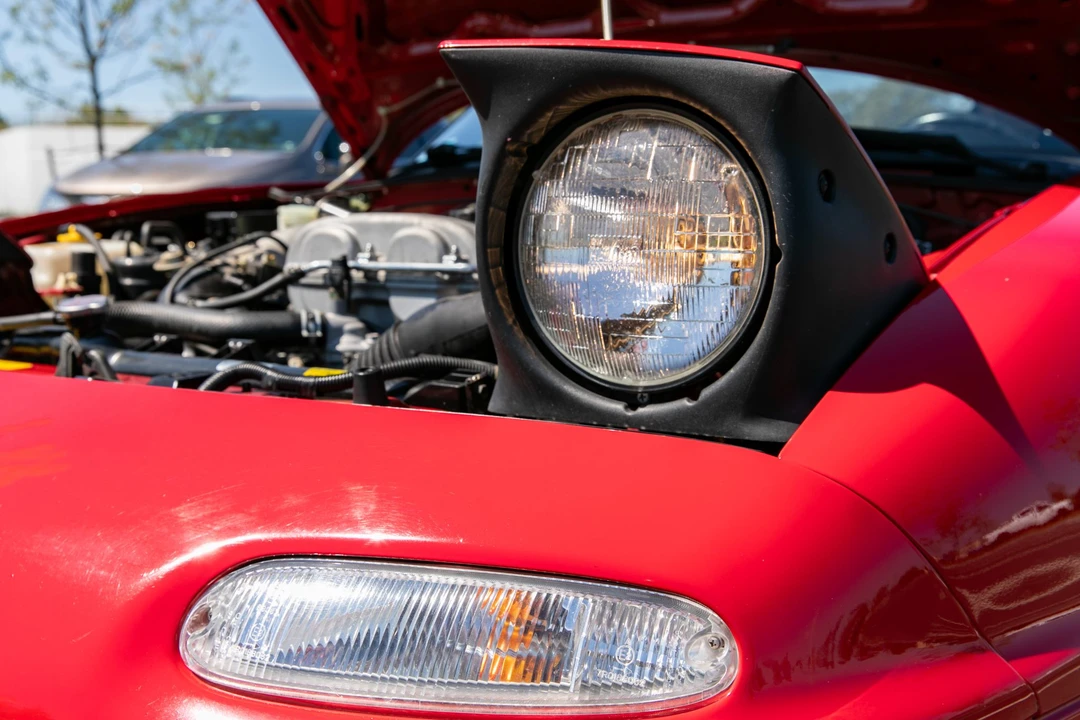1990 Mazda NA MX-5 Miata - Image 19 of 31