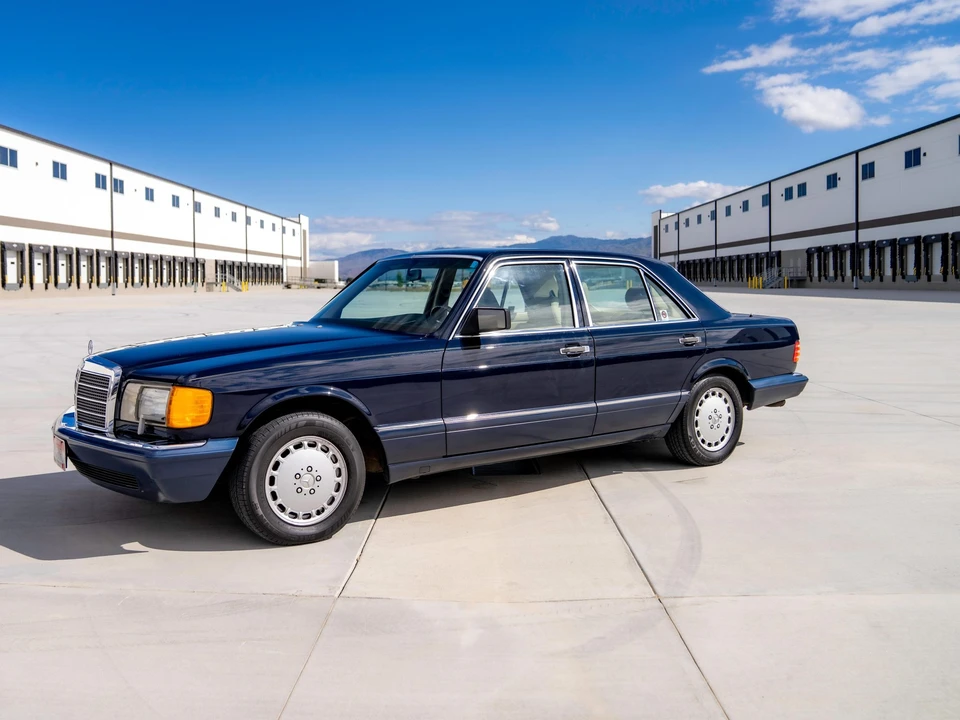 1990 Mercedes-Benz W126 S-Class Sedan - Image 3 of 31